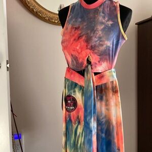 NWT 2piece set of pants and shirt